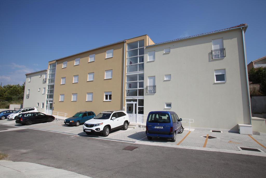 Villa Iris Apartments Seget Vranjica Exterior foto
